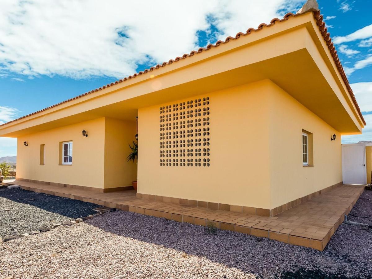 Belvilla By Oyo Chalet En Tuineje Para 6 Personas Εξωτερικό φωτογραφία